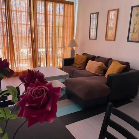 2 Americas Apartment